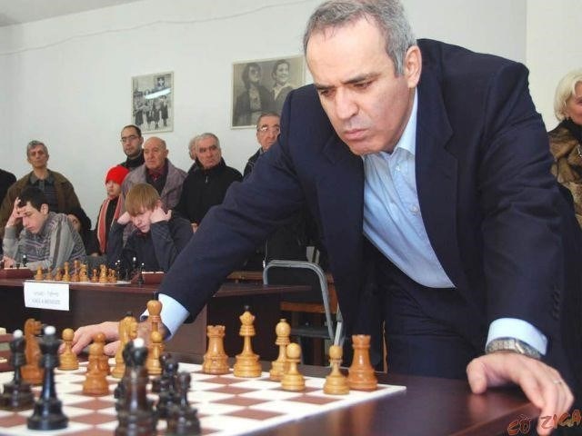 Bức tranh về vị vua cờ thế giới - Garry Kasparov