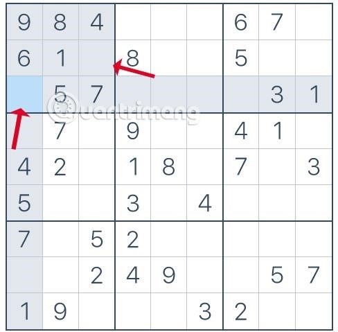 Cách chơi Sudoku dễ nhất là bắt đầu từ việc xác định các số đã cho trong các ô nhỏ nhất, sau đó tiếp tục điền vào các ô còn lại bằng cách áp dụng quy tắc không được lặp lại các số trong cùng hàng, cột và ô vuông.