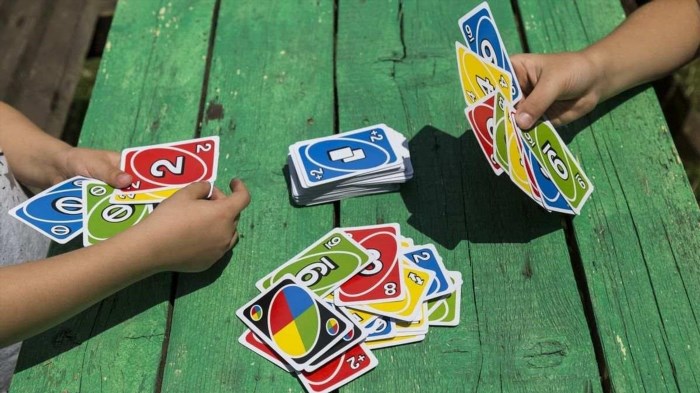 Trò chơi Uno có luật chơi khá đơn giản và dễ hiểu.