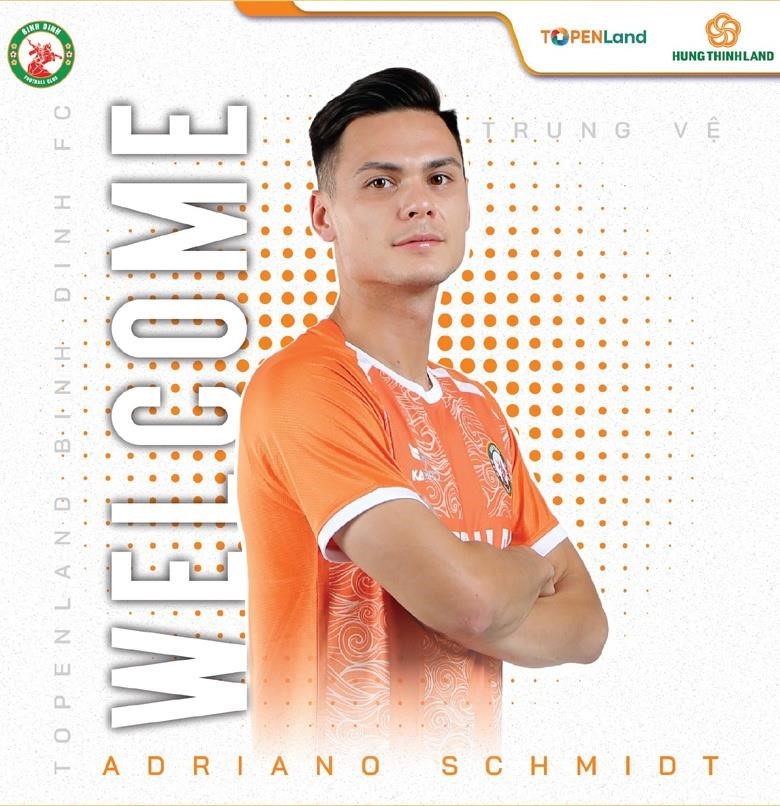 Adriano Schmidt đã chính thức gia nhập CLB Bình Định vào tháng 12 năm 2021.