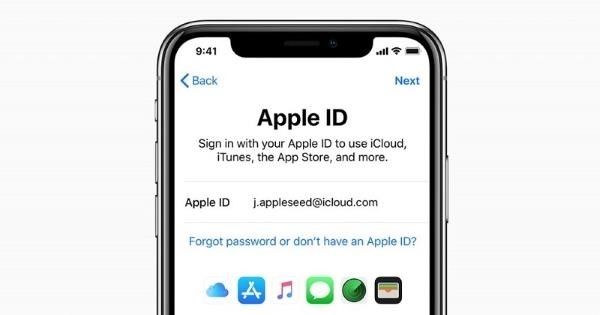 Chọn Xem ID Apple trên điện thoại iPhone của bạn.