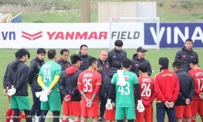 Đội tuyển Việt Nam và đội tuyển U23 Việt Nam thay đổi thành viên trước khi tập trung.