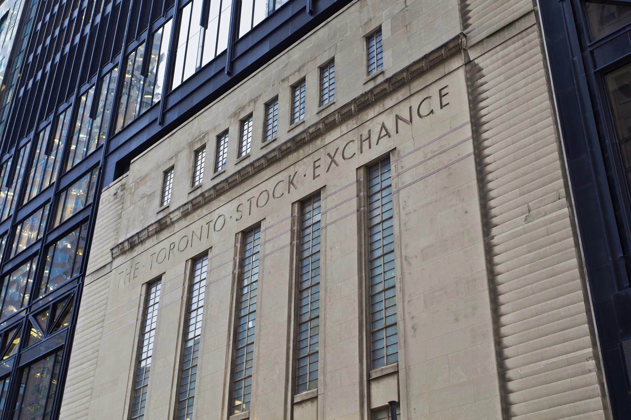 London Stock Exchange là sàn chứng khoán lớn nhất châu Âu